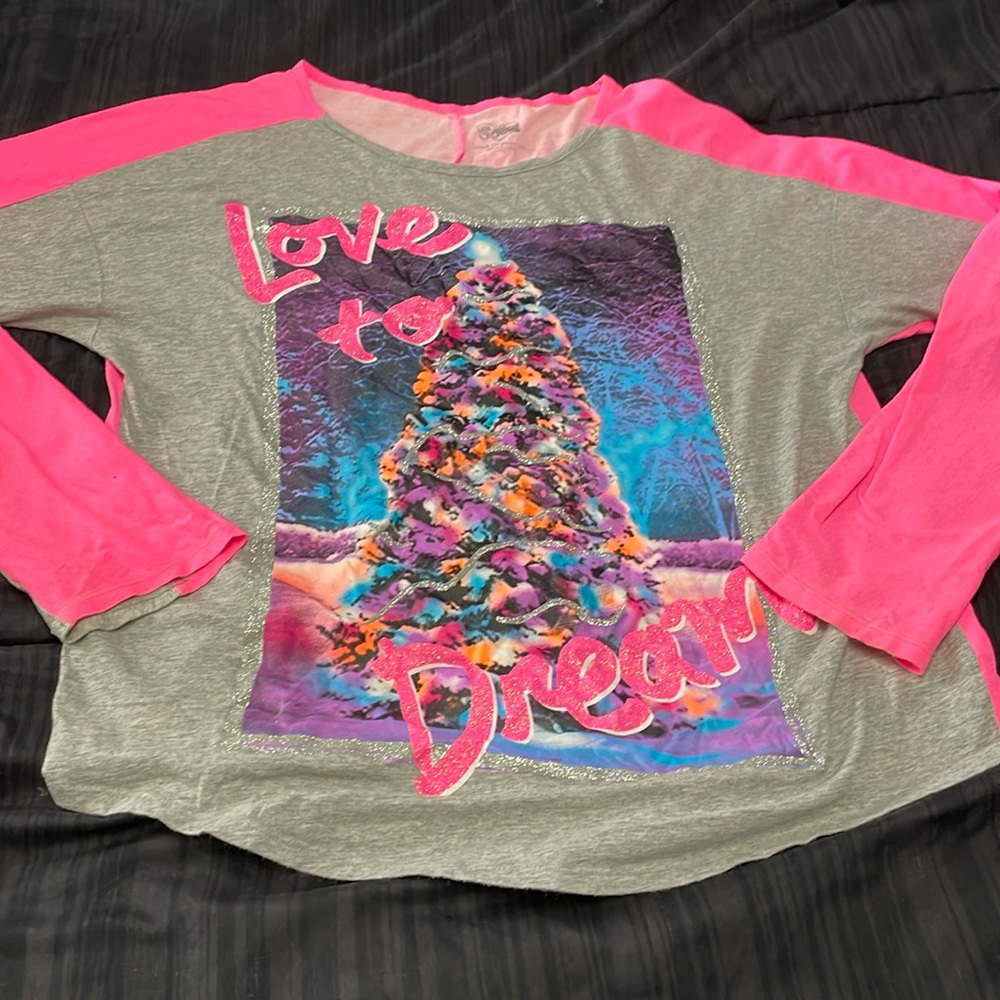 Women’s size 20 long sleeve tshirt